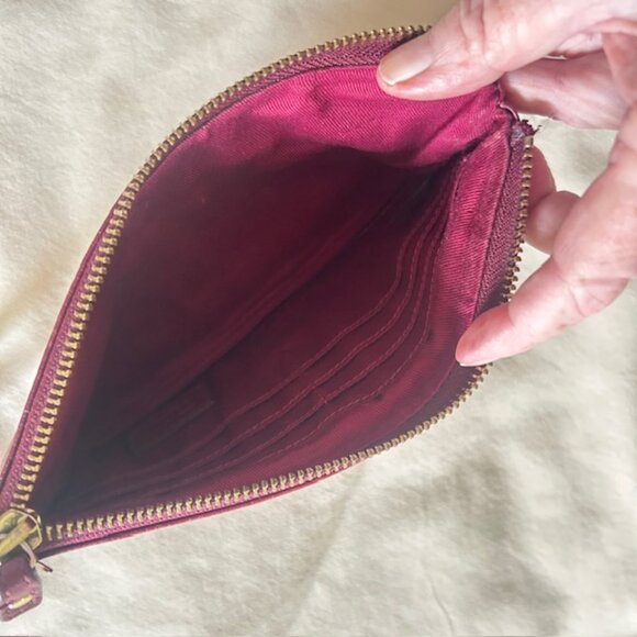 14th & Union Wallet Card and Change Maroon Pebbled 8.5 in x 4.5 in - Picture 3 of 7